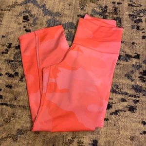 aerie pink camo leggings